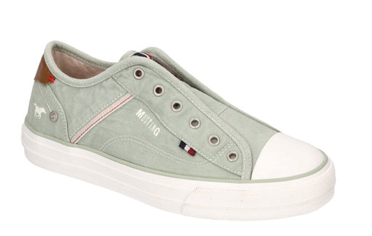Mustang Canvas Trainer in Pastel Green