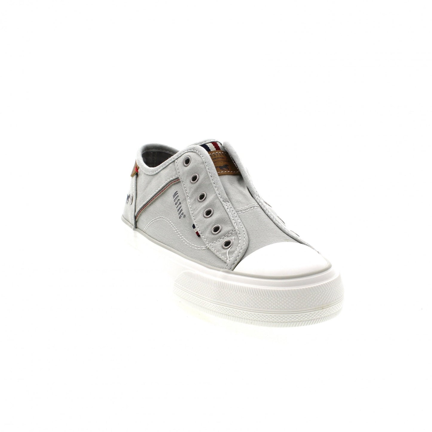 Mustang Canvas Trainer in Pastel Green