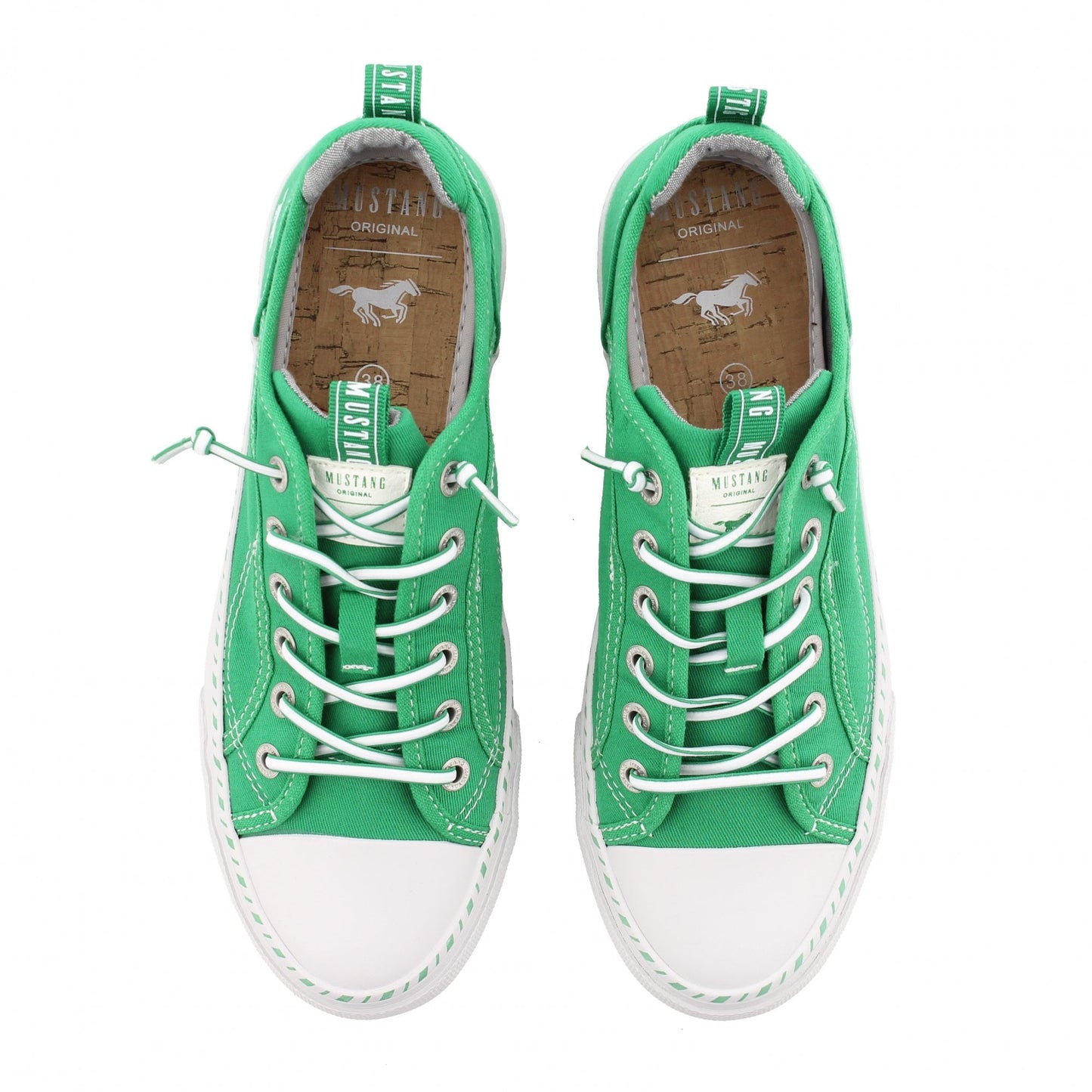 Mustang Canvas Trainers in Green