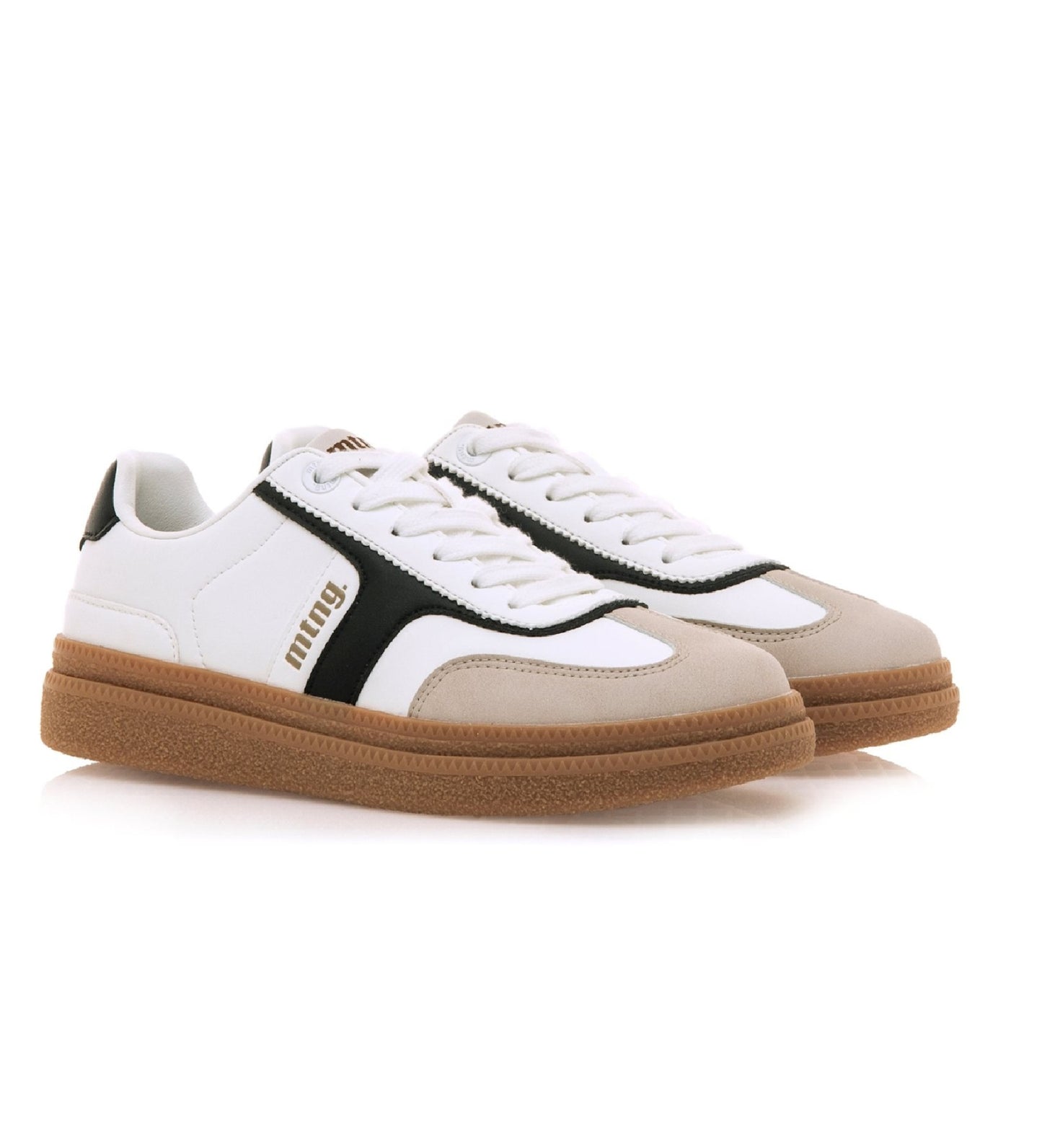 Mustang Cumbia Trainers in White