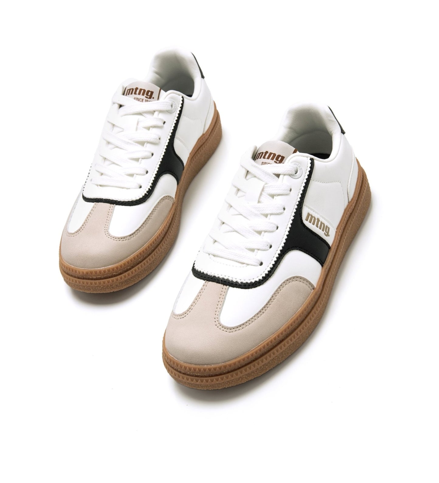 Mustang Cumbia Trainers in White