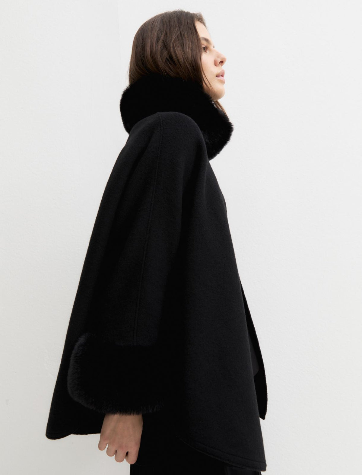 Emme Marella Cape with Faux Fur Trim in Black