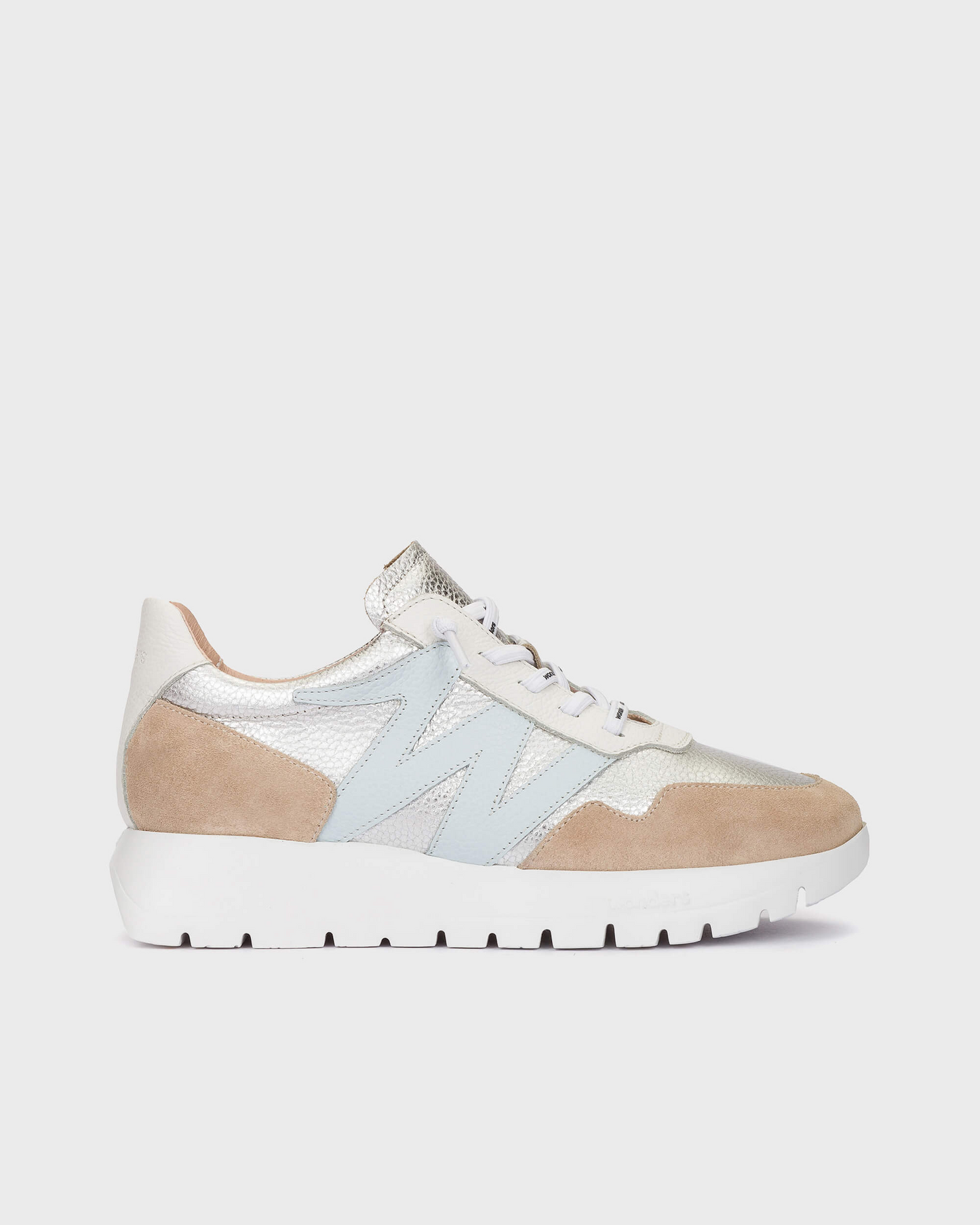 Wonders Odisei Trainers in Beige/Silver