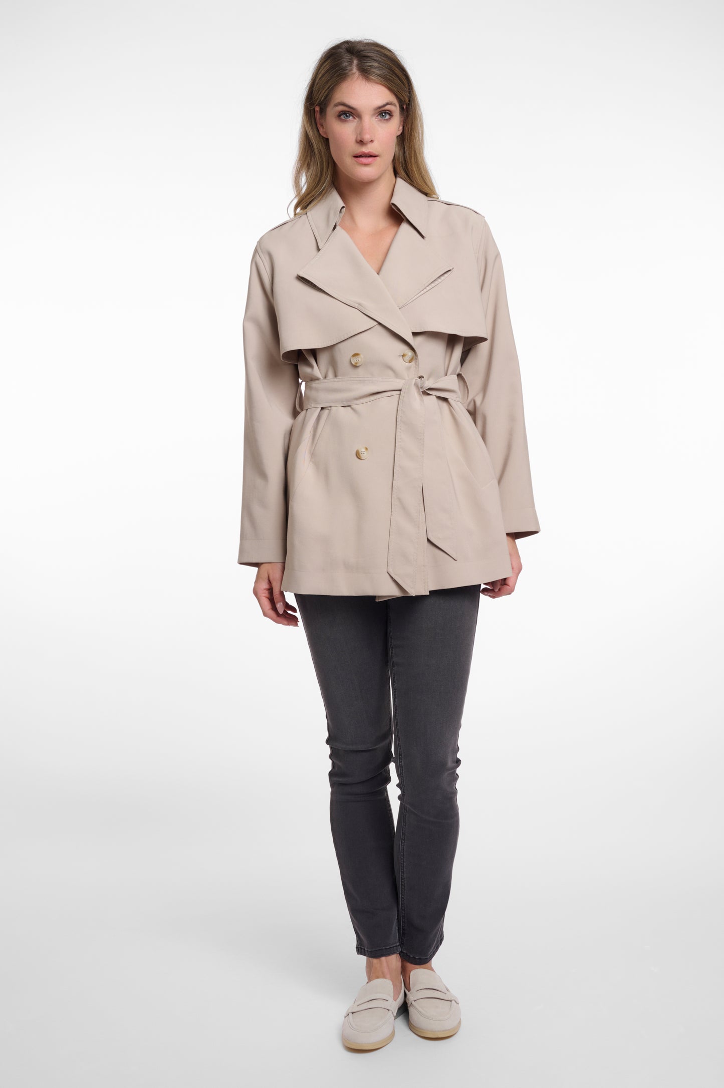 Bebel Short Trench Coat in Desert