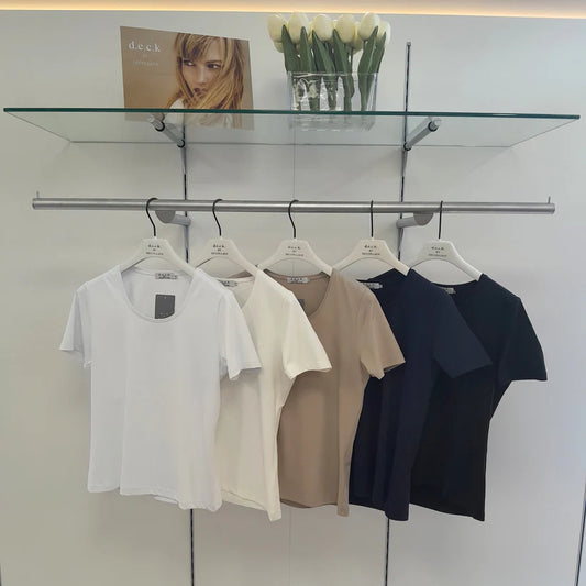 Deck By Decollage Petra T-Shirt in Taupe