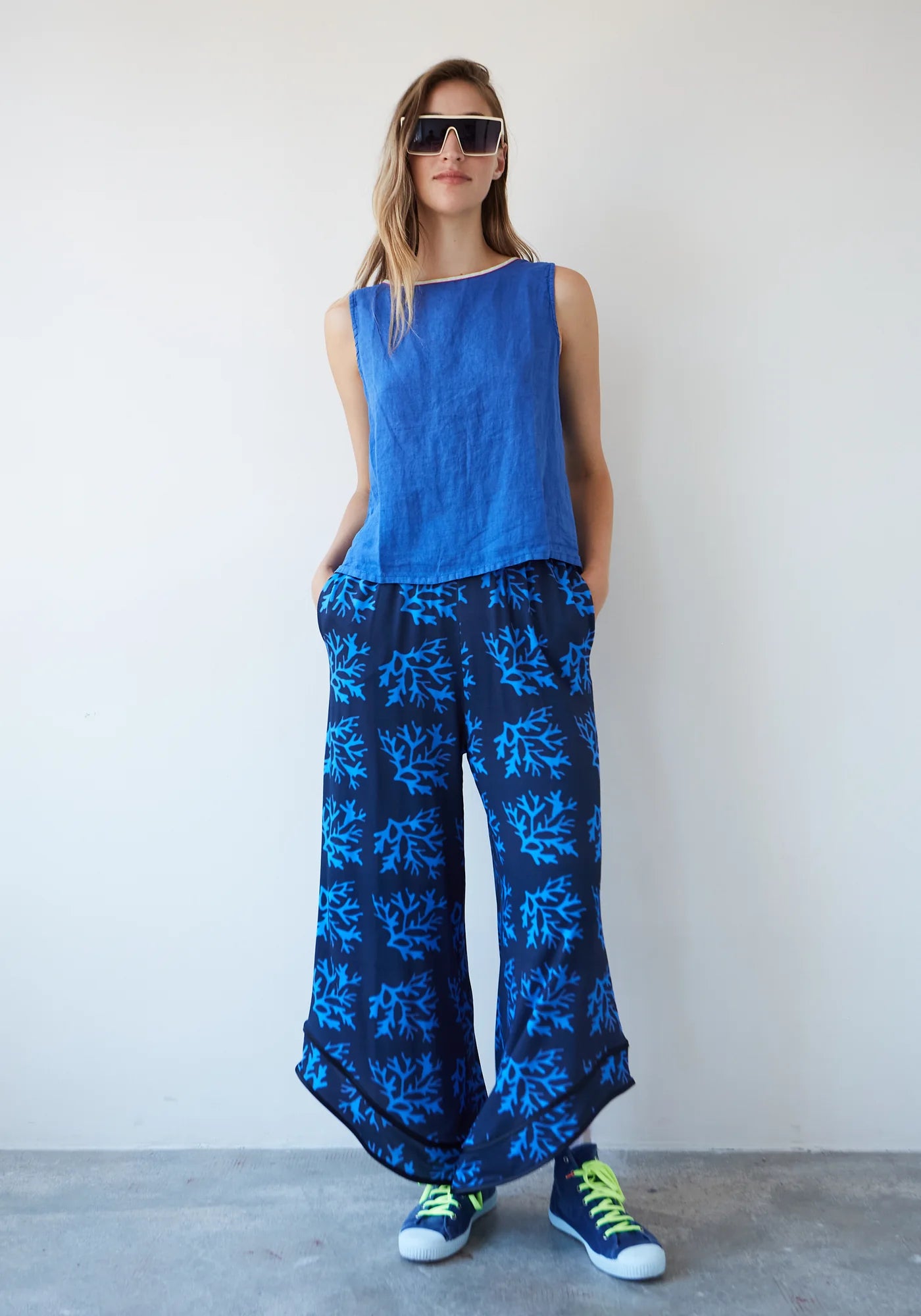 Dr Bloom Neblina Dress in Navy