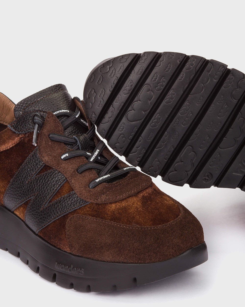 Wonders Odisei 111 Leather Trainers in Brown and Black