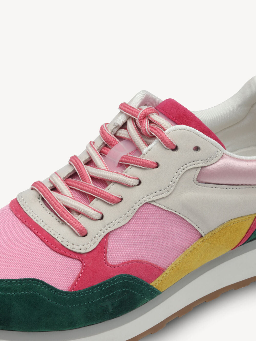Chunky Sneaker in Pink Combo
