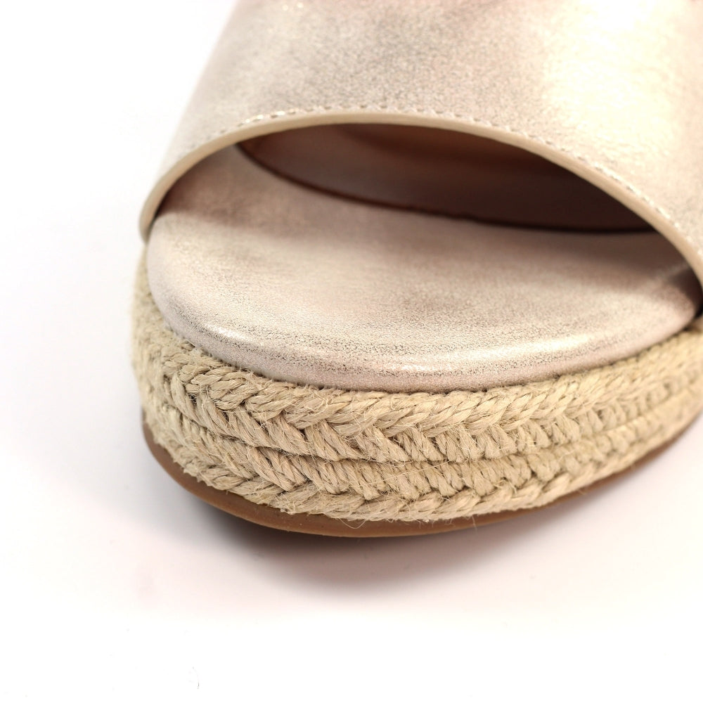 Rochester Wedge Sandal in Beige