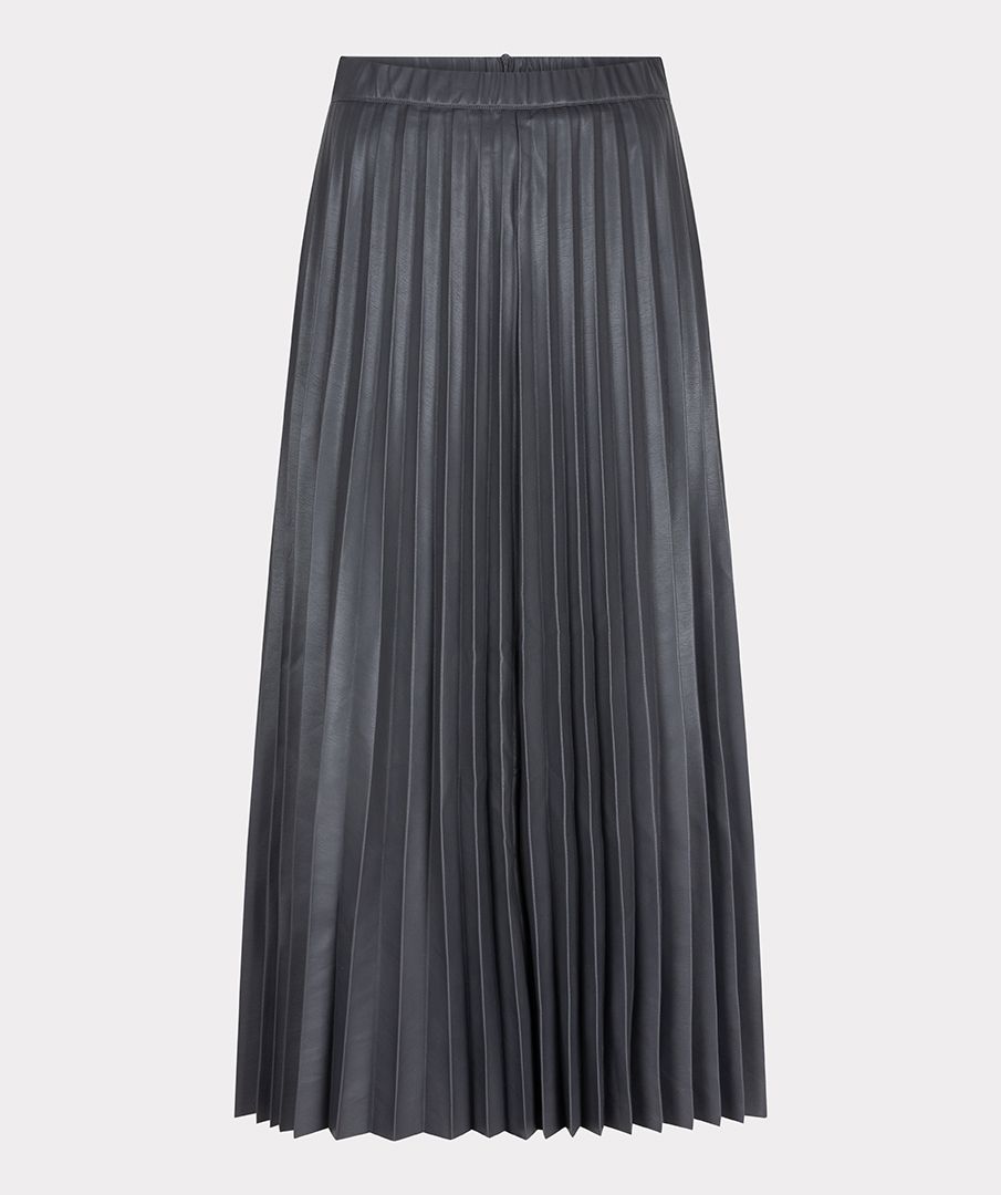 Pleated Skirt in Vegan Leather