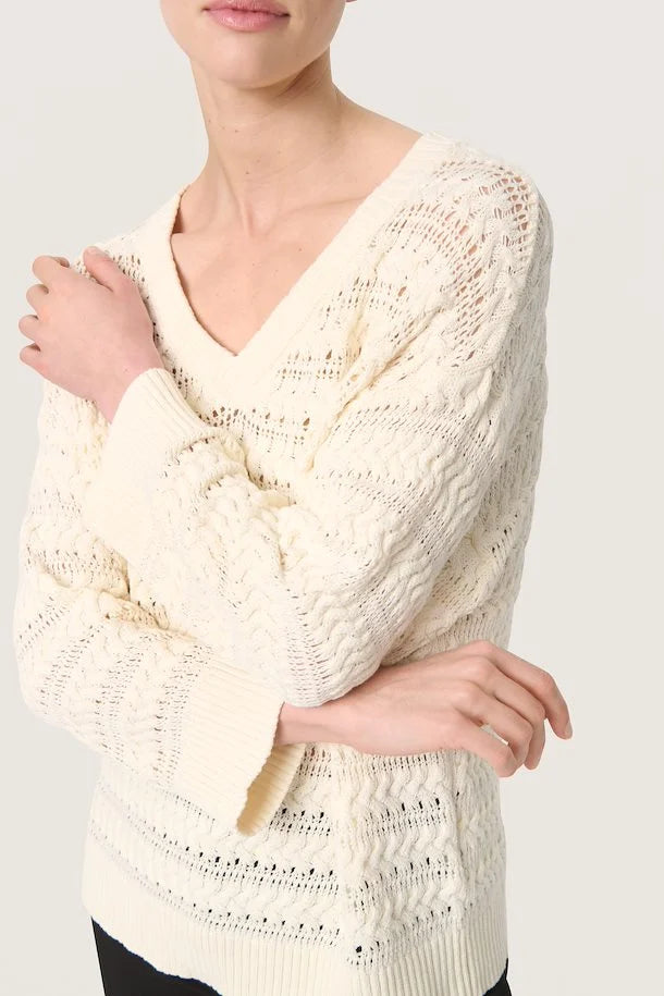 Slyskylah Chunky Knit Pullover in Whisper White