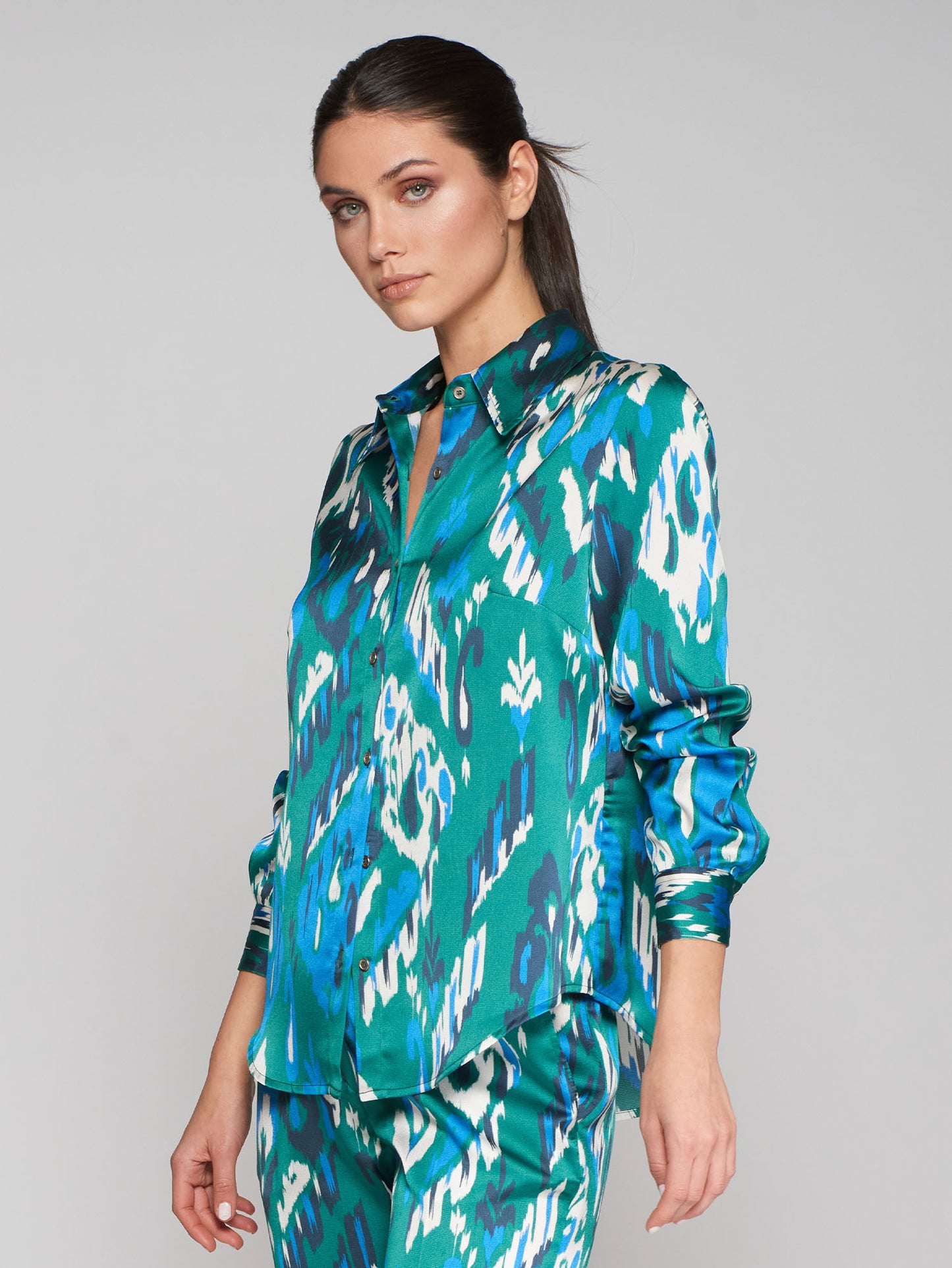 Vilagallo Patterned Blouse in Green