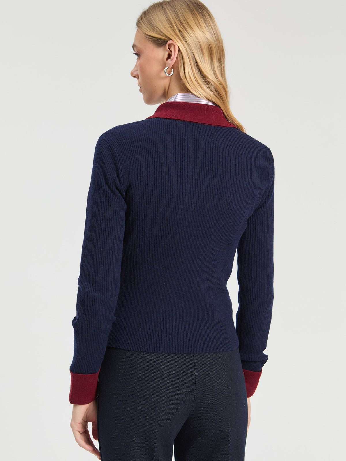 Vilagallo Ribbed Jumper with Contrast Collar in Navy and Burgundy