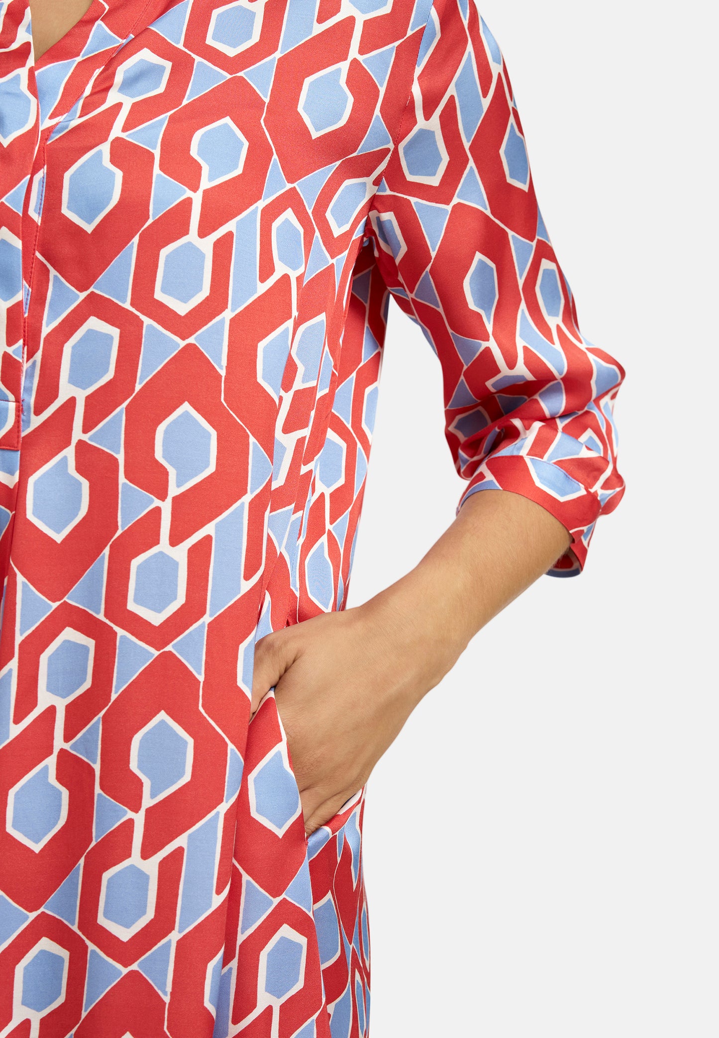 Milano Italy 3/4 Sleeves Dress in Red Geometric