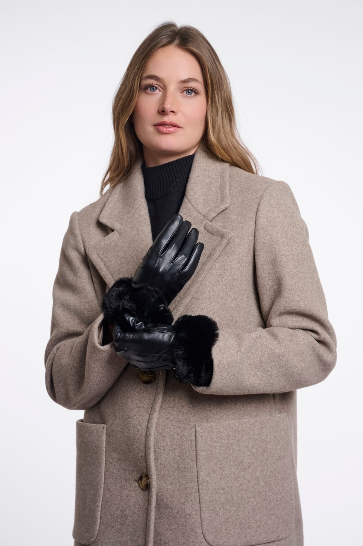 Rino & Pelle Arca Gloves with Faux Fur in Black
