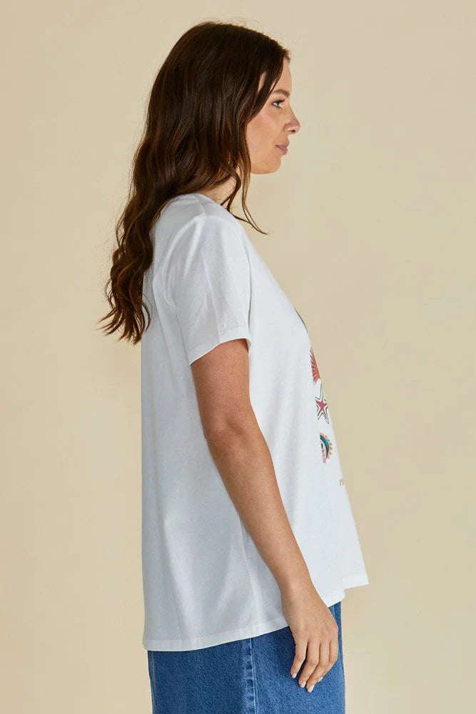 Betty Basics Ellia Crew Tee in Bom Dia Print