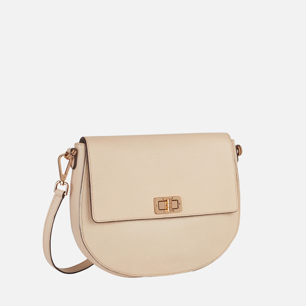 Falvia Cocktail Bag in Off White