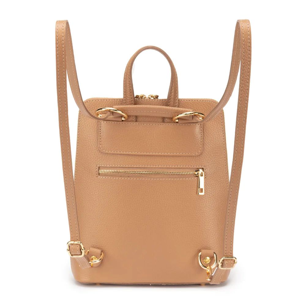 Verso Backpack-Crossbody Bag in Camel