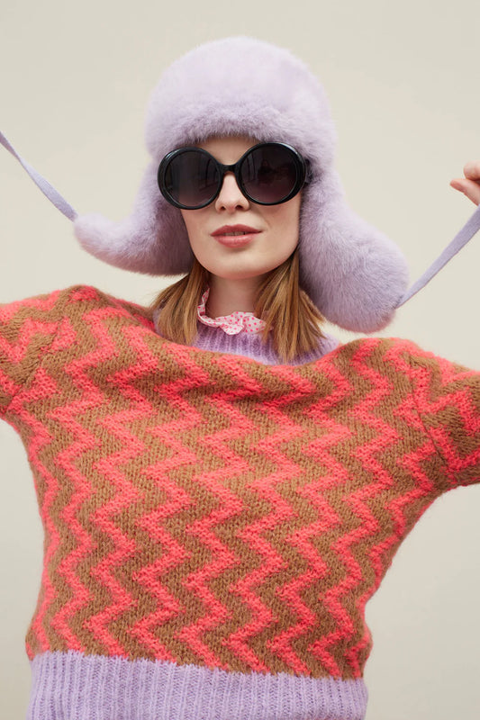 Coqueteo Knit Swear in Coral