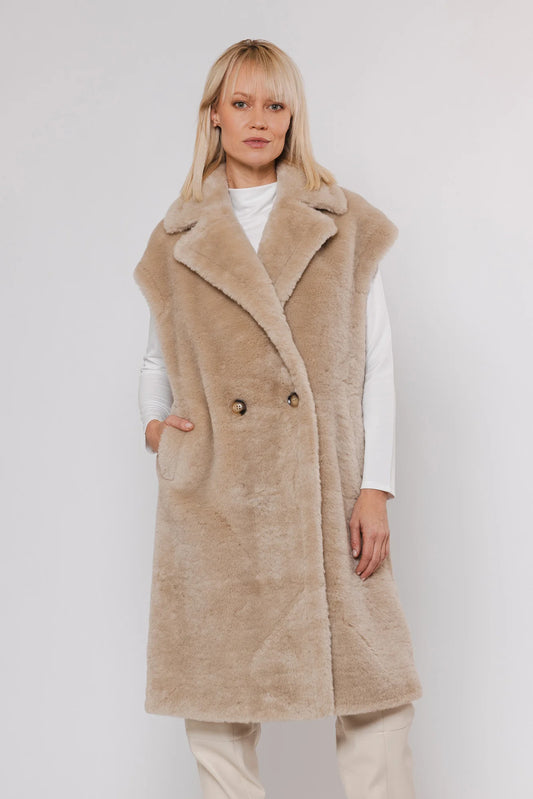 Mimo Faux Fur Longline Waistcoat in Birch