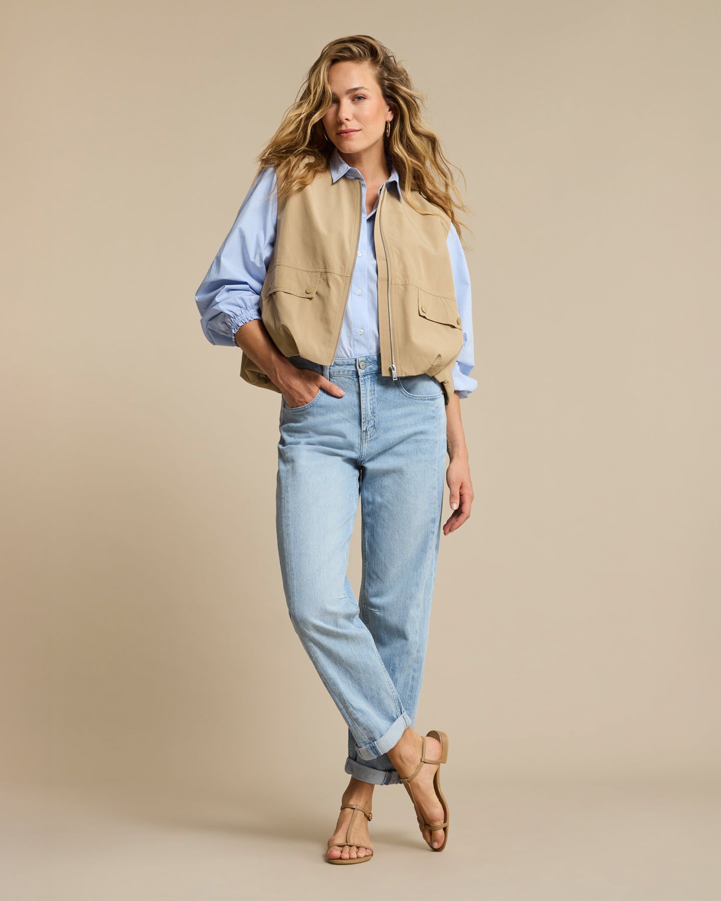 Red Button Ivy Sleeveless Jacket in Dark Sand