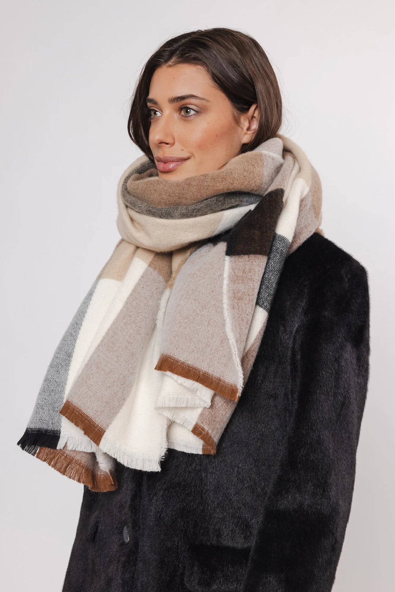 Rowa Scarf in Neutral Check