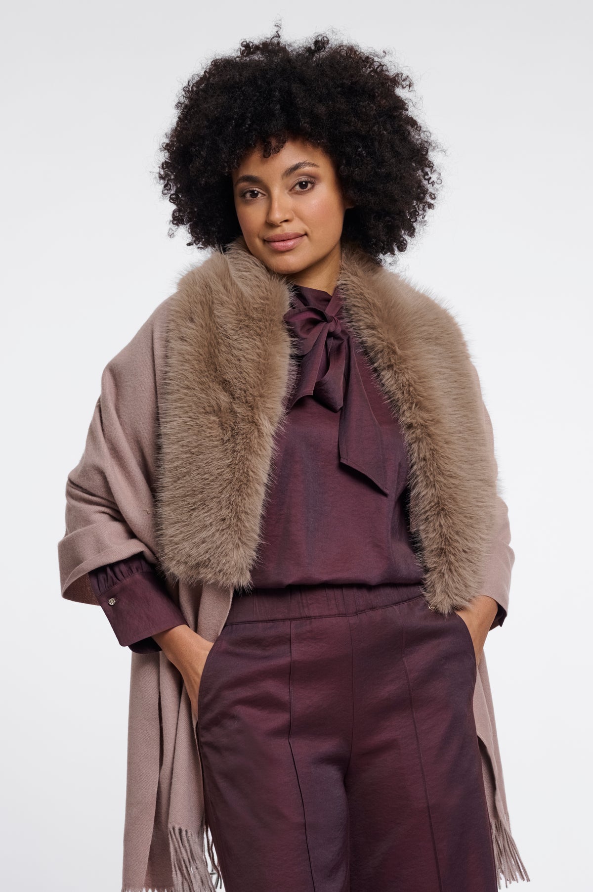 Rino & Pelle Wendy Fringed Cape with Faux Fur Collar in Mocha Latte
