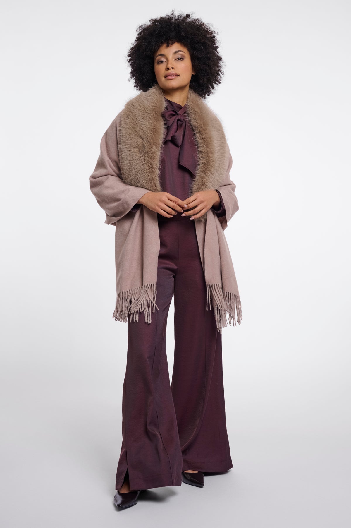 Rino & Pelle Wendy Fringed Cape with Faux Fur Collar in Mocha Latte