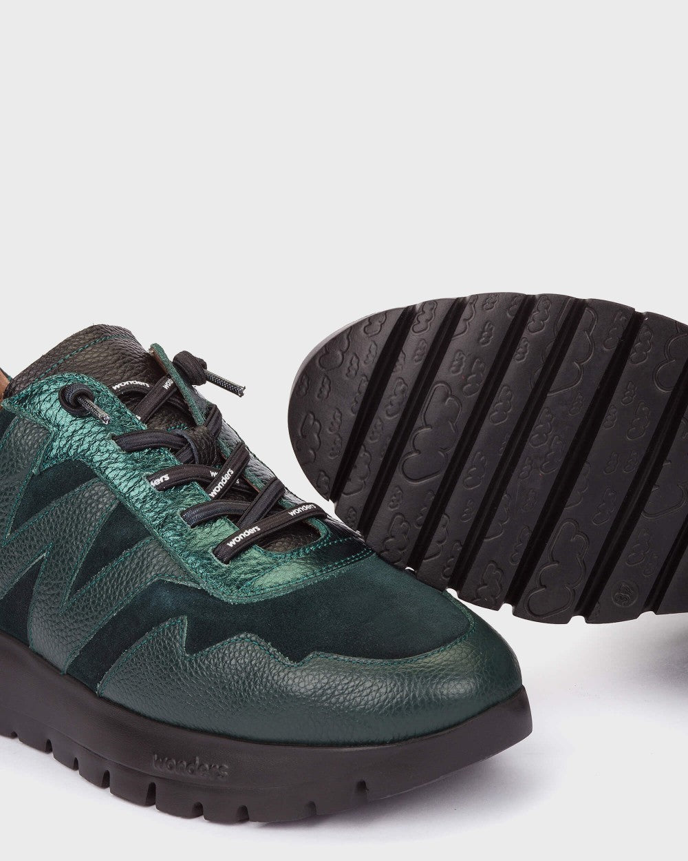 Wonders Odisei 110 Leather Trainers in Alpine Green