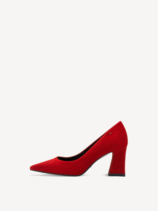 Tamaris Leather Pumps in Red