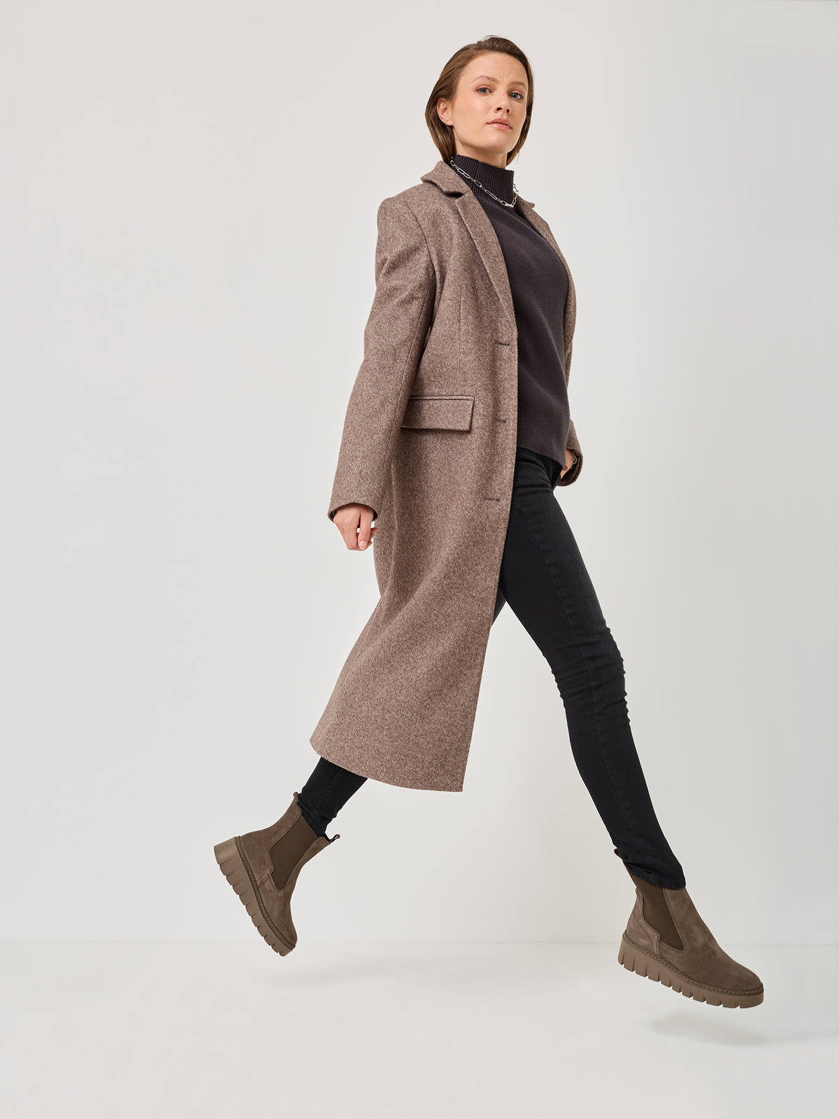 Tamaris Leather Wedge Chelsea Boots in Taupe