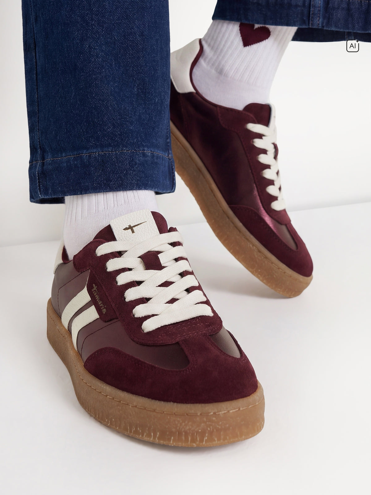 Tamaris Metallic Leather Trainers in Bordeaux