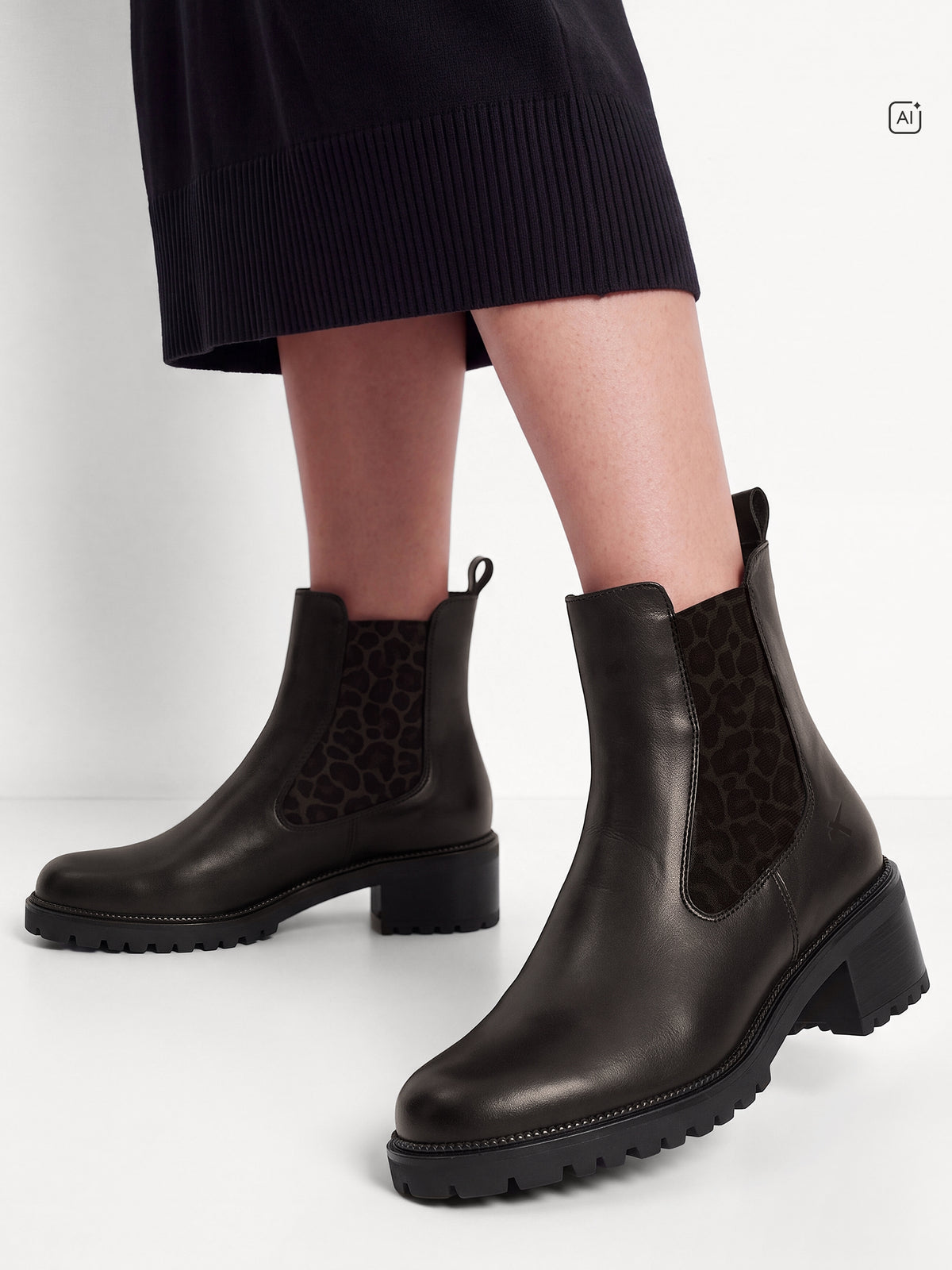 Tamaris Leather Block Heel Chelsea Boots in Black and Leopard