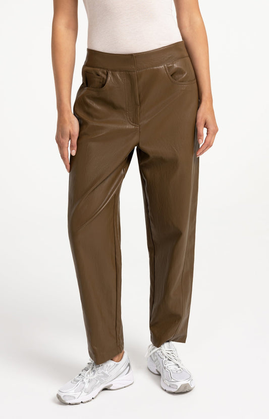 YAYA Faux Leather Carrot Fit Trousers in Teak Brown