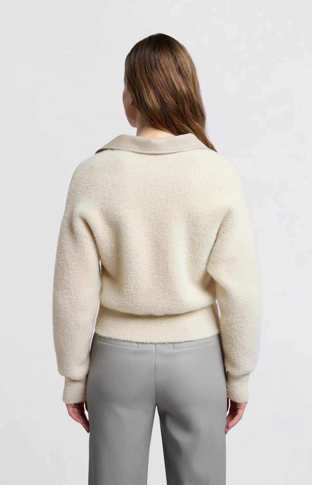 Collared Fluffy Cardigan in Beige