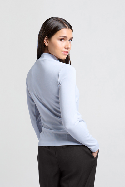 Turtleneck Long-sleeve in Ice Blue